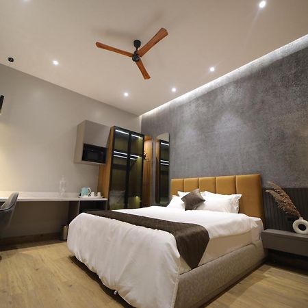 The Cozy Chaos Villa Agra  Dış mekan fotoğraf